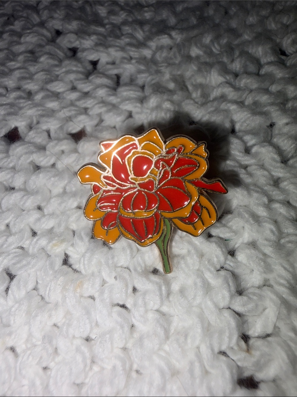 Red and Orange Marigold Flower Enamel Pin NWT - Picture 2 of 5